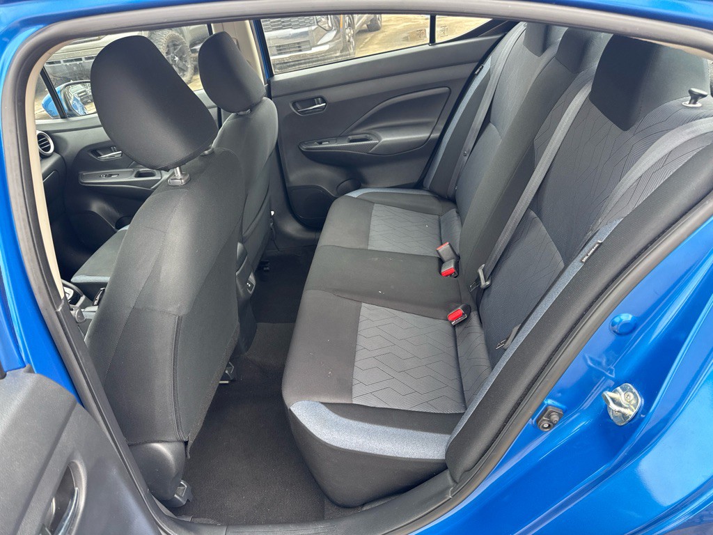 2023 Nissan Versa Image 15