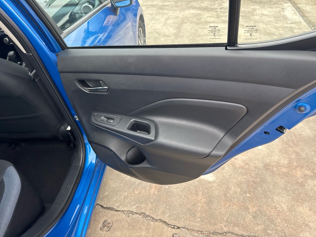 2023 Nissan Versa Image 16