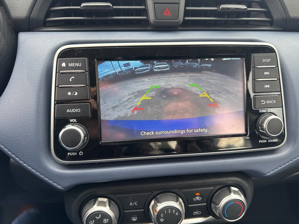 2023 Nissan Versa Image 28