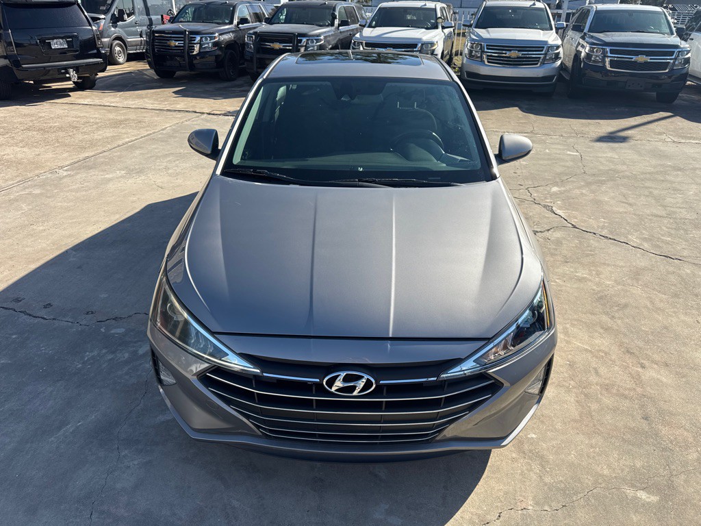 2020 Hyundai Elantra Image 2