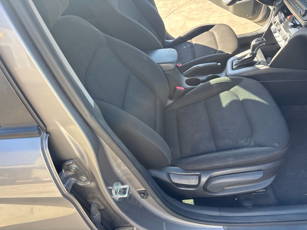 2020 Hyundai Elantra Image 19