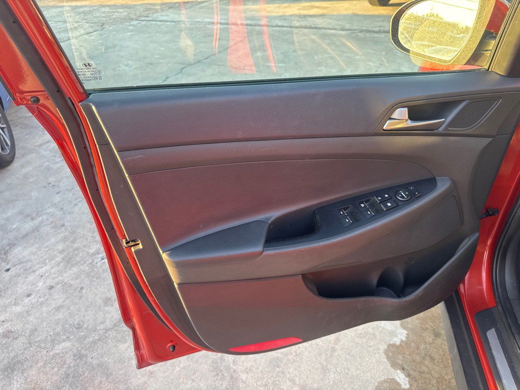 2016 Hyundai Tucson Image 11