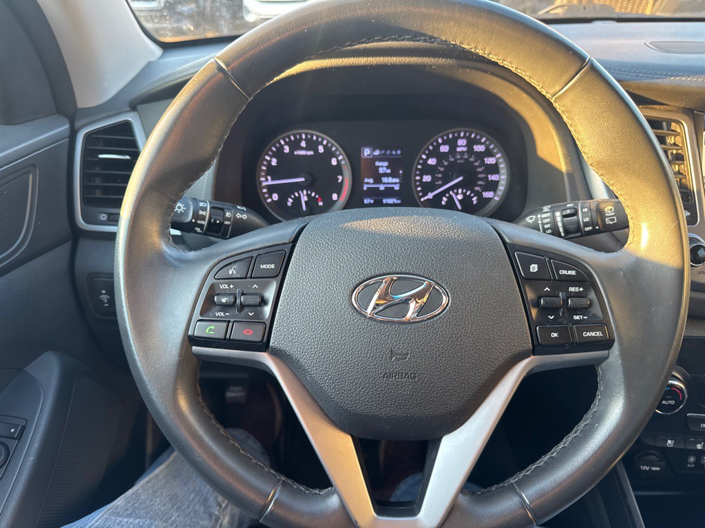 2016 Hyundai Tucson Image 25