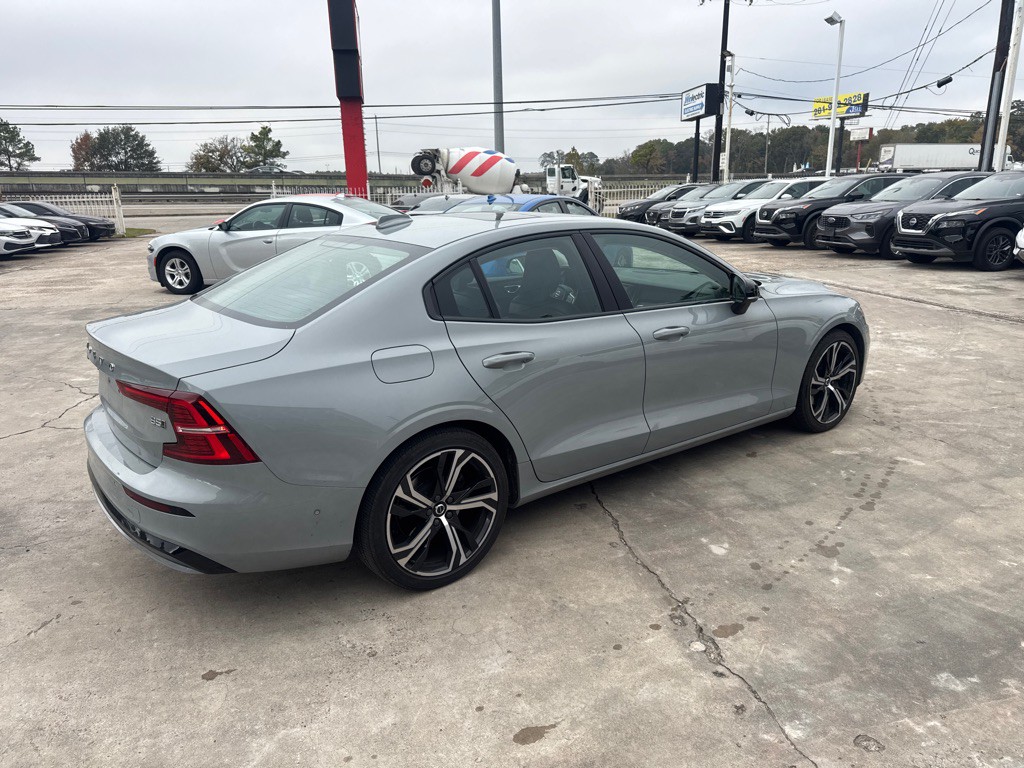 2024 Volvo S60 Image 5