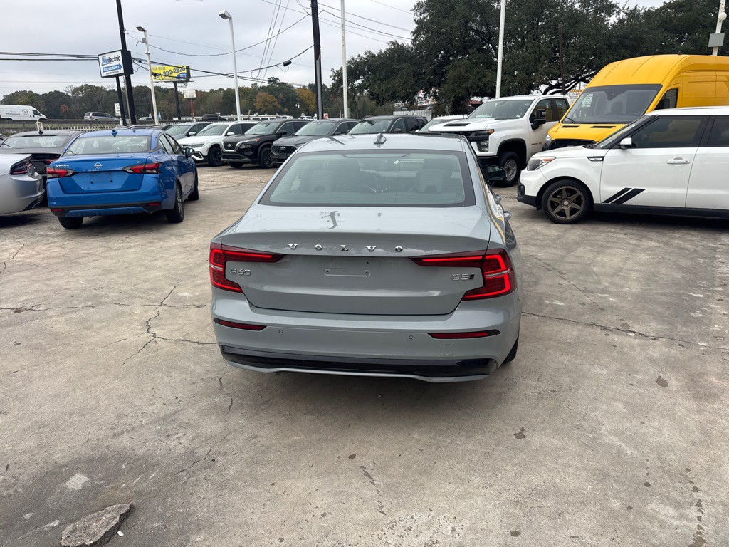 2024 Volvo S60 Image 6