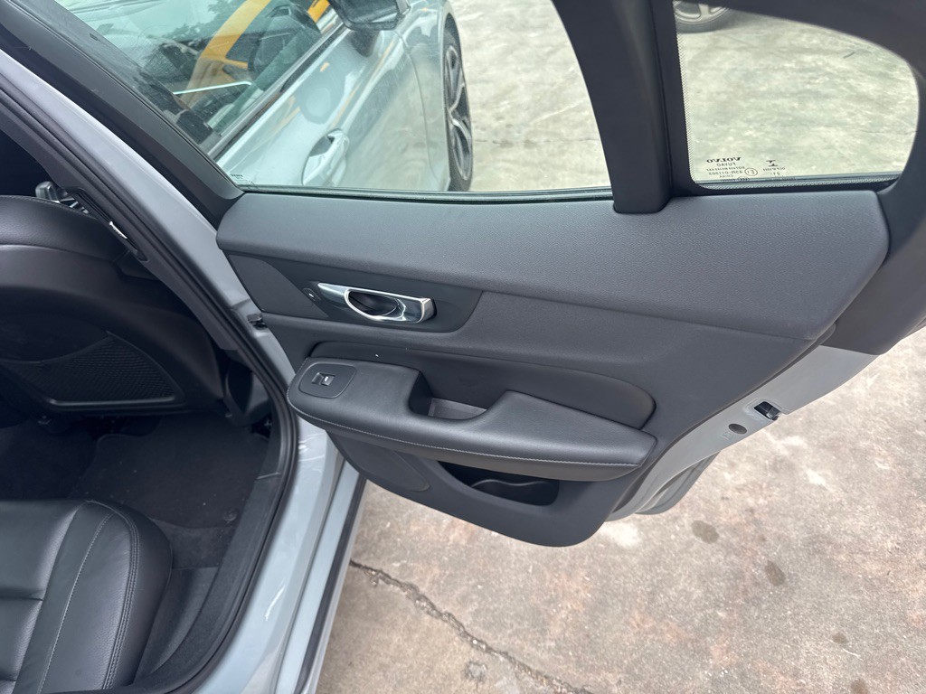 2024 Volvo S60 Image 19