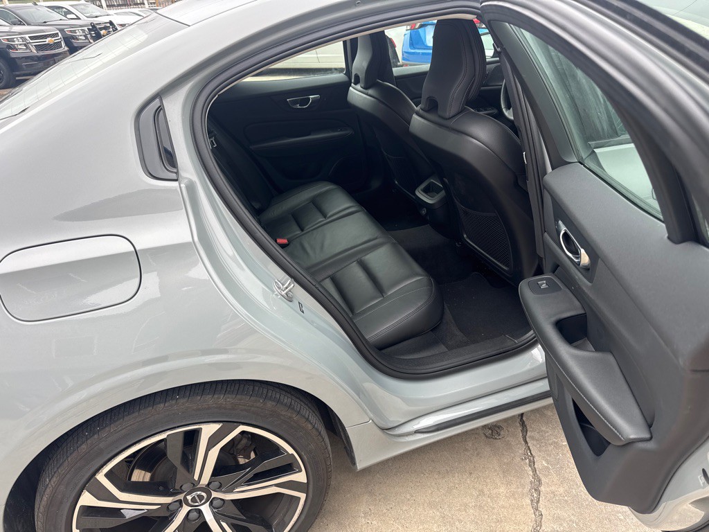2024 Volvo S60 Image 20