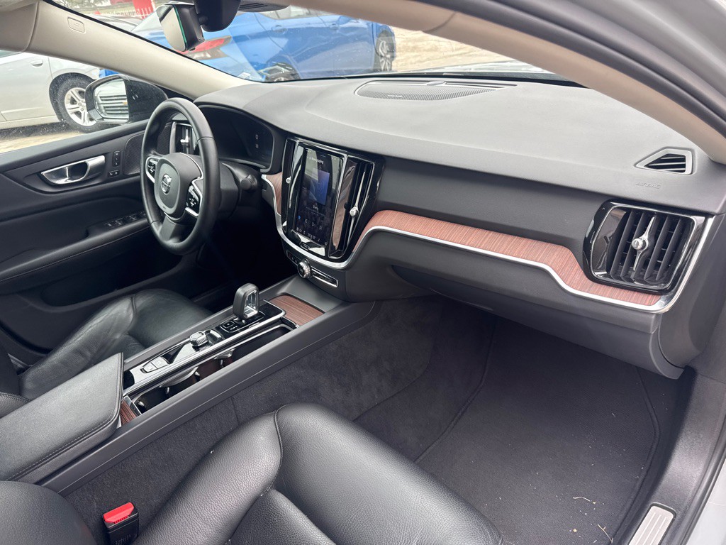 2024 Volvo S60 Image 25