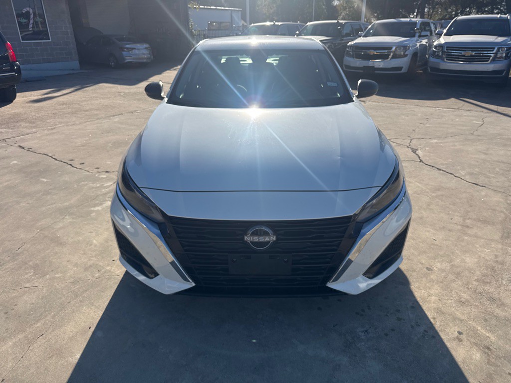 2024 Nissan Altima Image 3