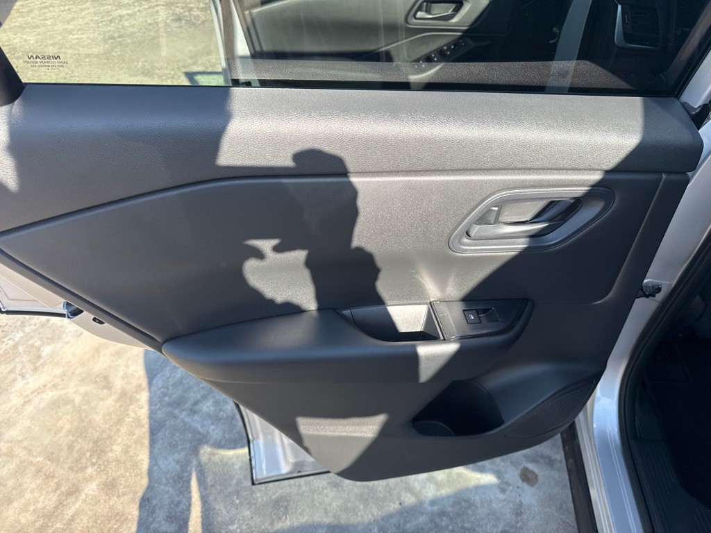 2024 Nissan Rogue Image 16