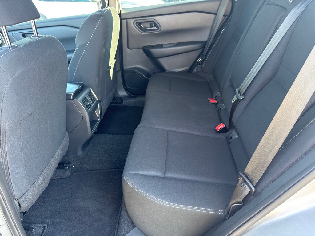 2024 Nissan Rogue Image 17