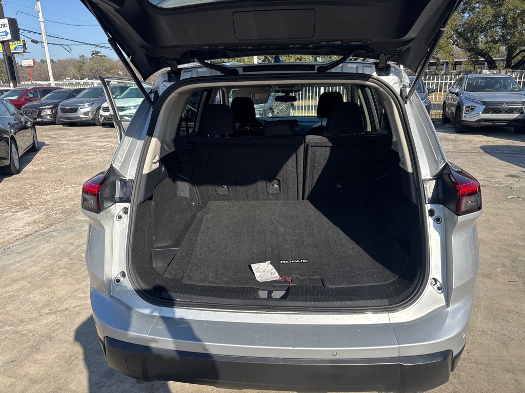 2024 Nissan Rogue Image 18