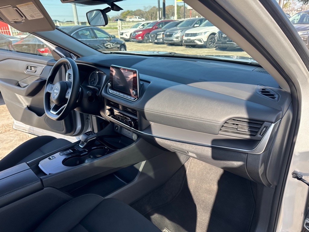 2024 Nissan Rogue Image 25