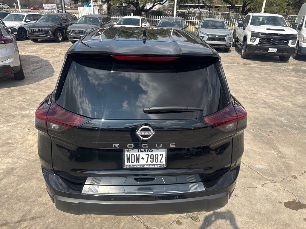 2025 Nissan Rogue Image 7