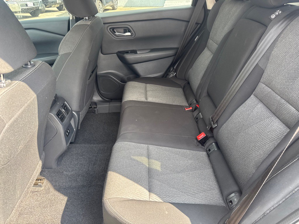 2025 Nissan Rogue Image 17