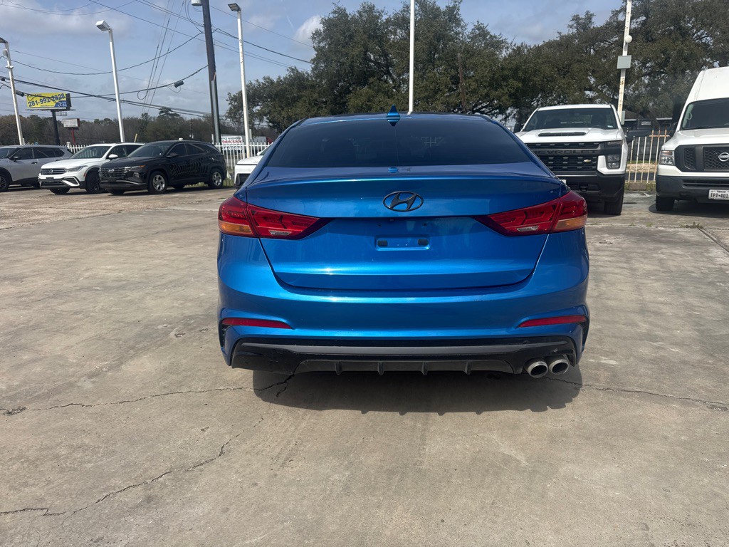 2017 Hyundai Elantra Image 6