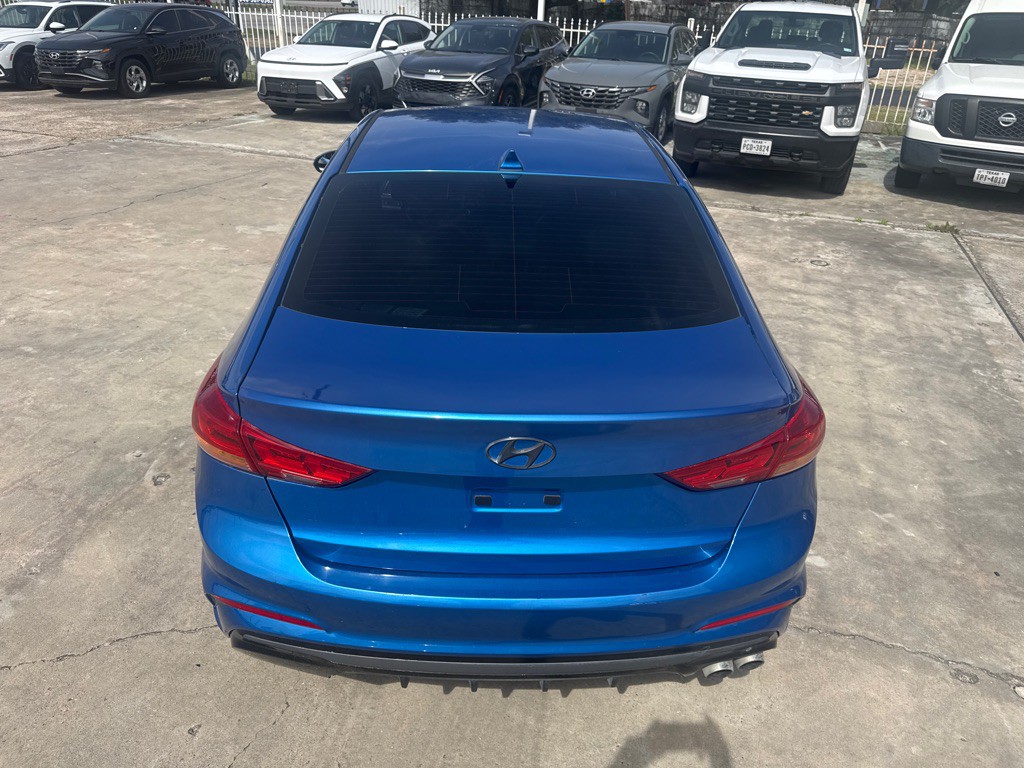 2017 Hyundai Elantra Image 7