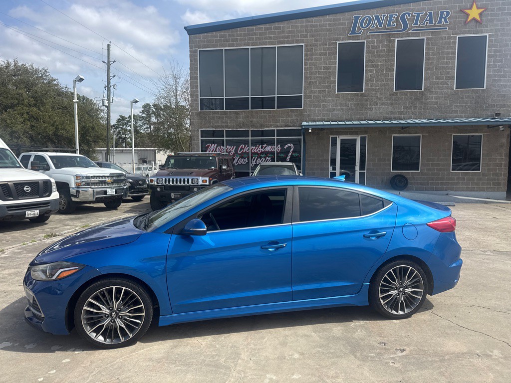 2017 Hyundai Elantra Image 9