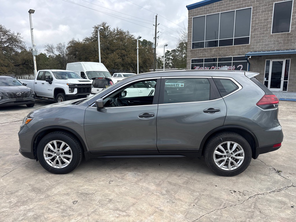 2018 Nissan Rogue Image 8