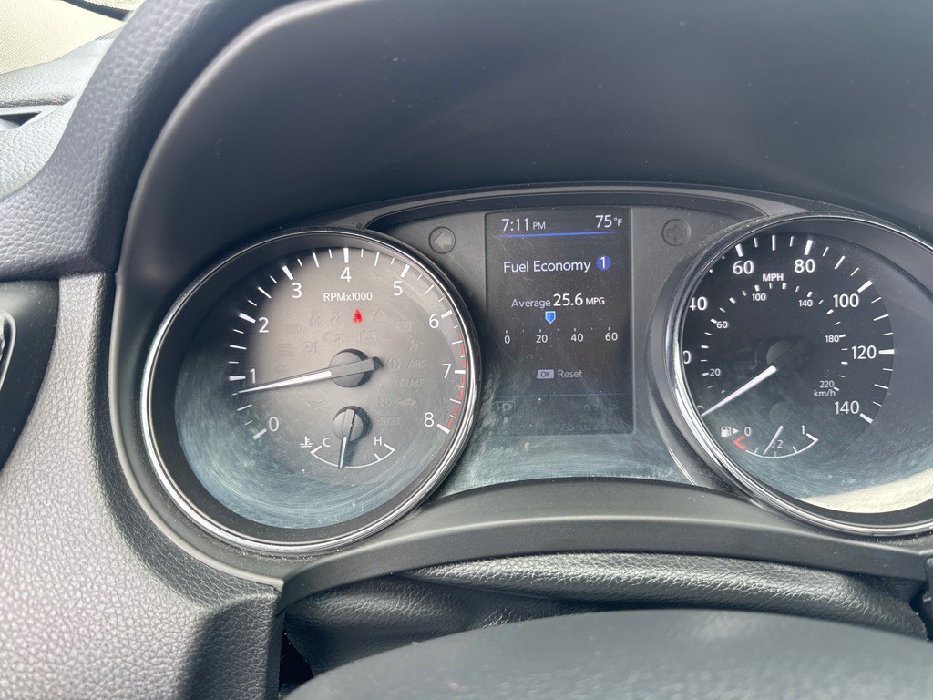 2018 Nissan Rogue Image 26