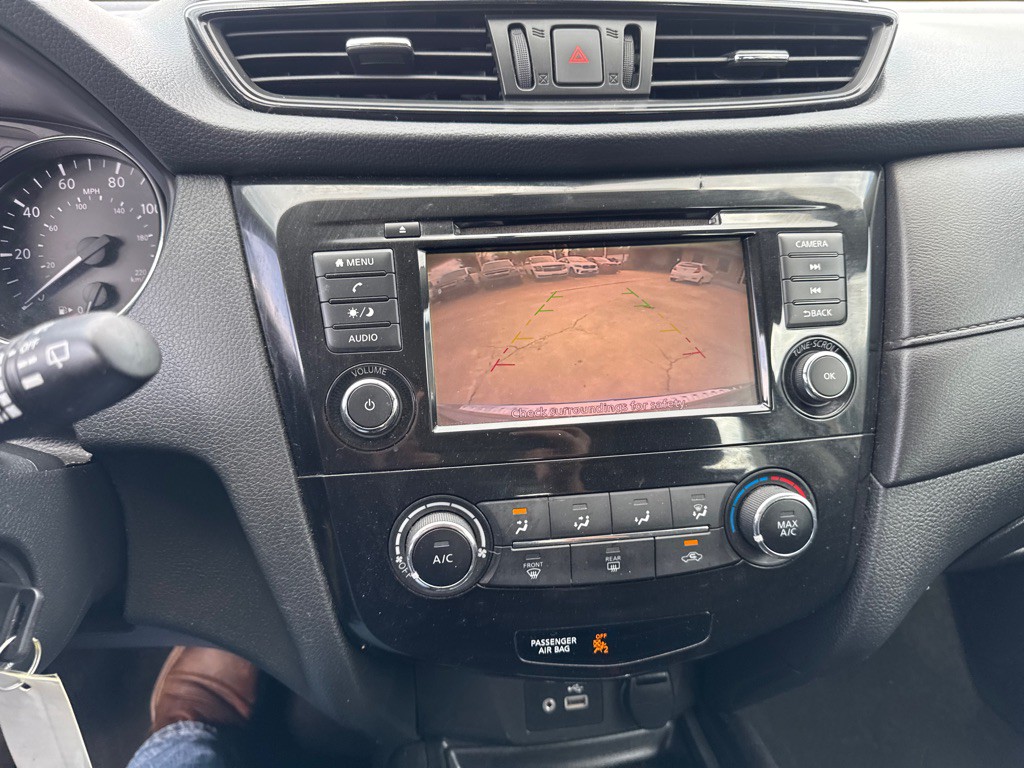 2018 Nissan Rogue Image 31