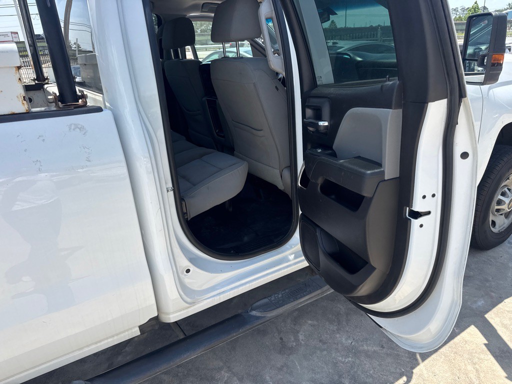 2019 Chevrolet Silverado 1500 Image 17