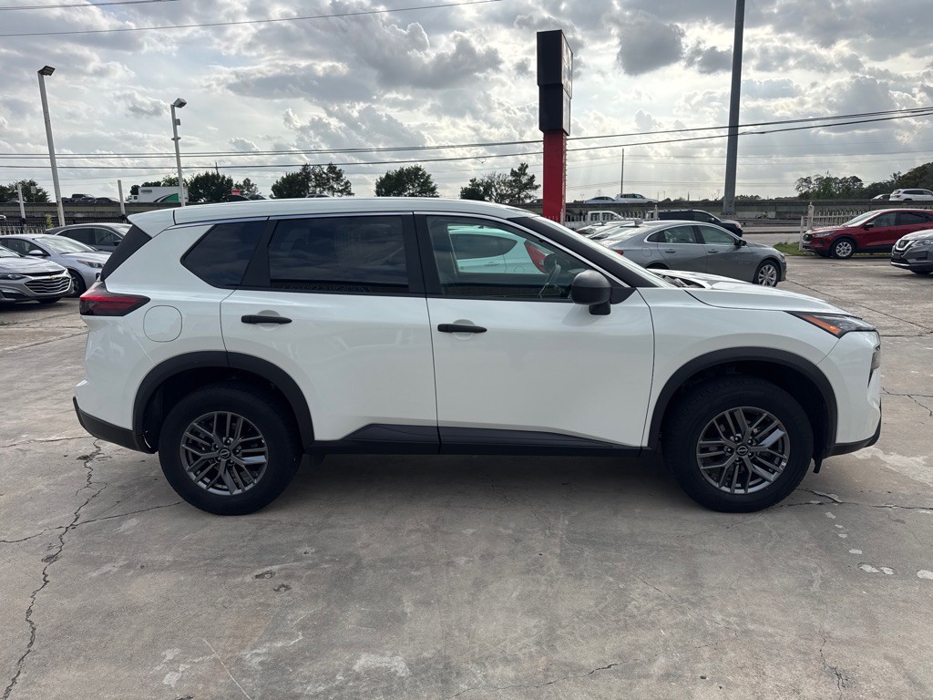 2024 Nissan Rogue Image 4