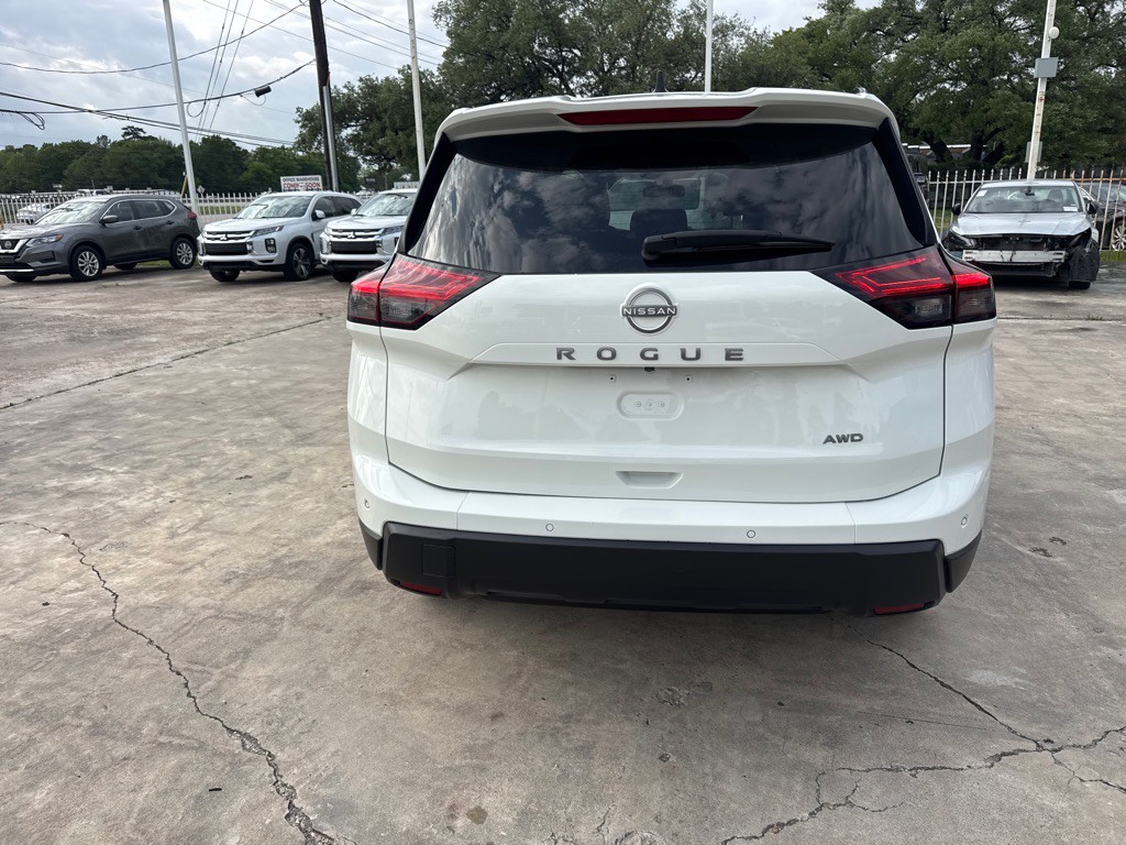 2024 Nissan Rogue Image 6