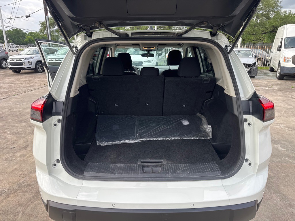 2024 Nissan Rogue Image 17