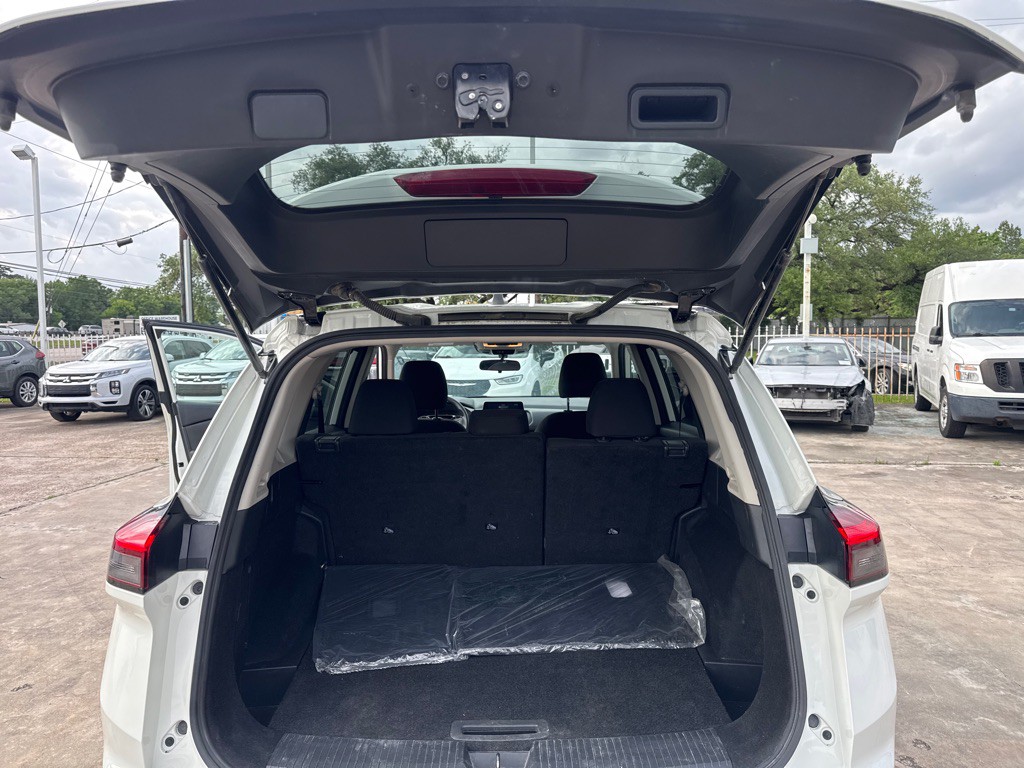2024 Nissan Rogue Image 18