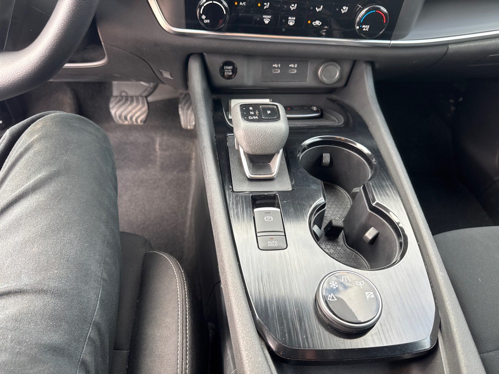 2024 Nissan Rogue Image 32