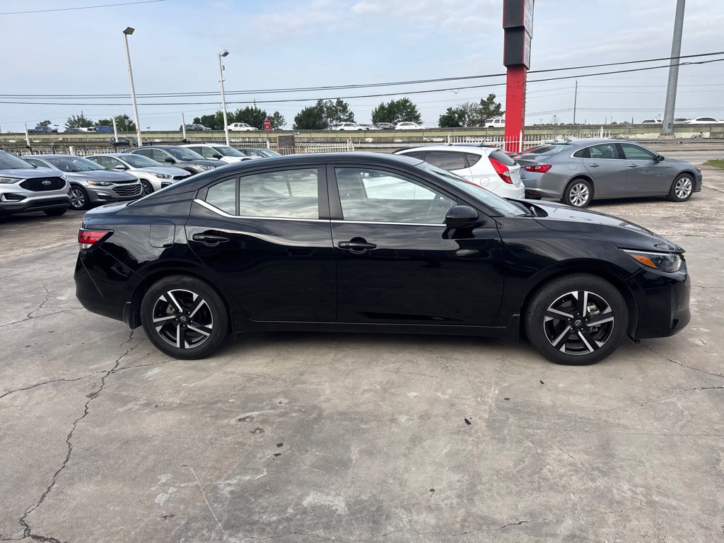 2025 Nissan Sentra Image 4