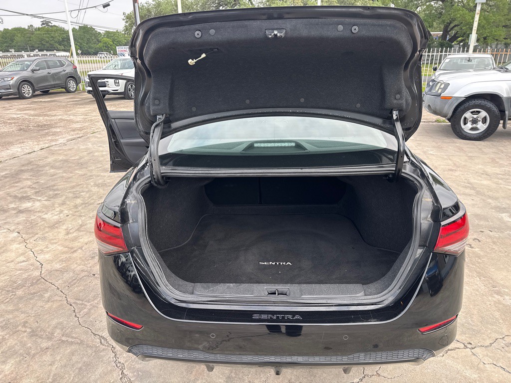 2025 Nissan Sentra Image 17