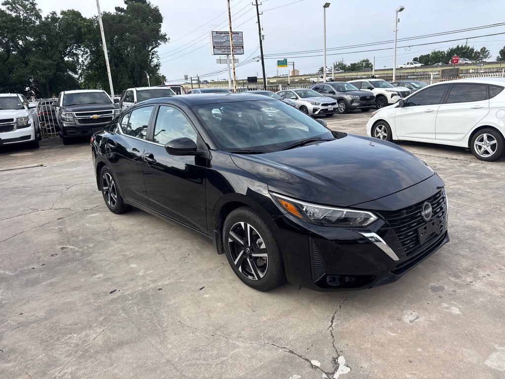 2025 Nissan Sentra Image 1