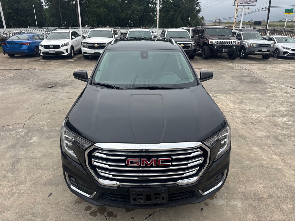 2024 GMC Terrain Image 2
