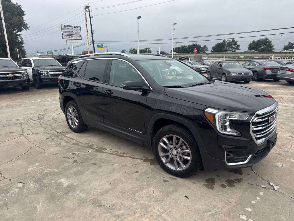 2024 GMC Terrain Image 3