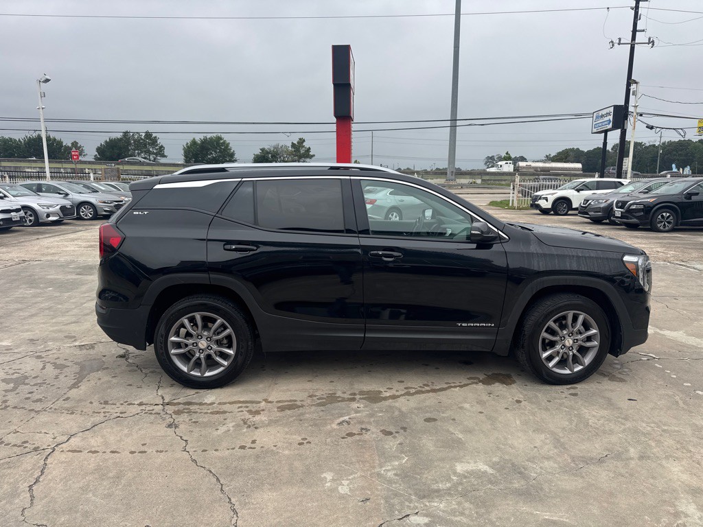 2024 GMC Terrain Image 4