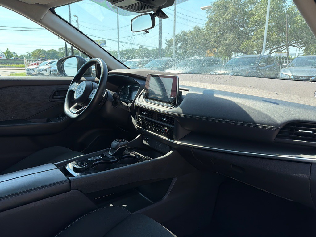 2023 Nissan Rogue Image 26