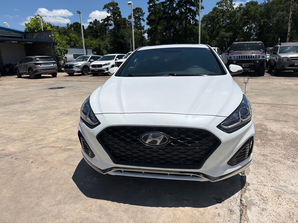 2018 Hyundai Sonata Image 2