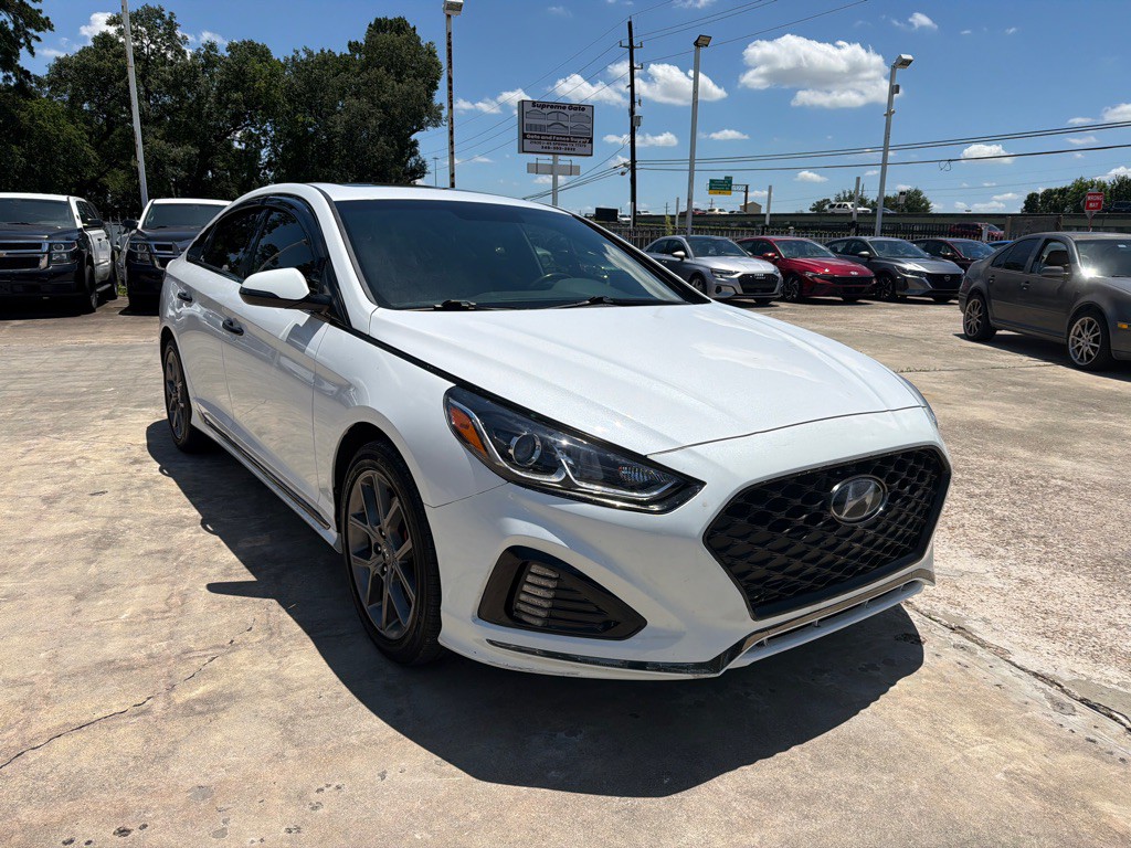 2018 Hyundai Sonata Image 3