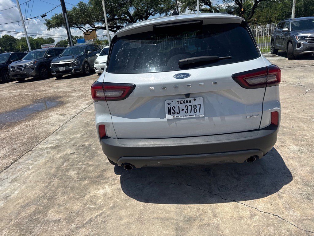 2025 Ford Escape Image 6
