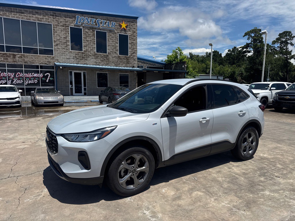 2025 Ford Escape Image 10