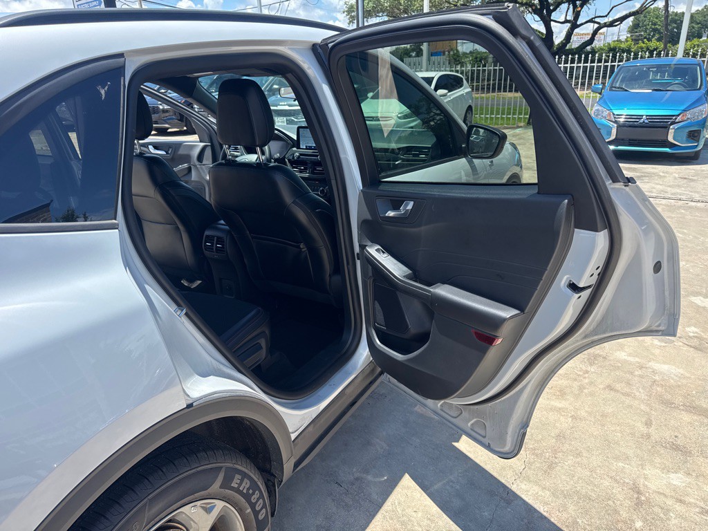 2025 Ford Escape Image 18