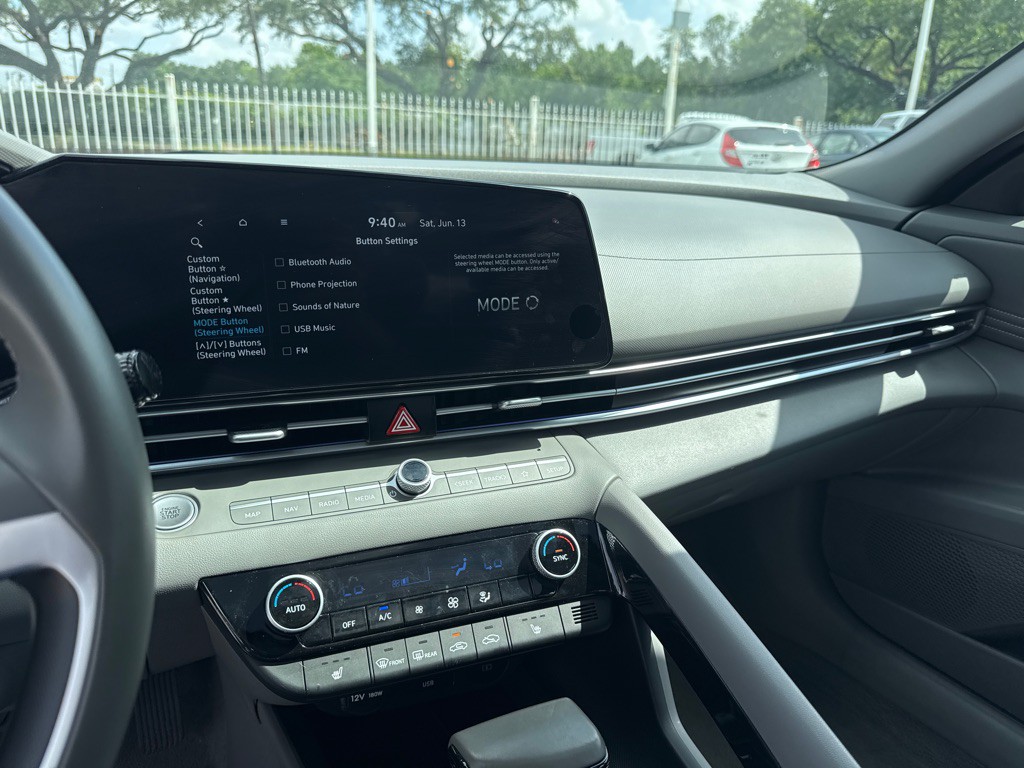 2025 Hyundai Elantra Image 29