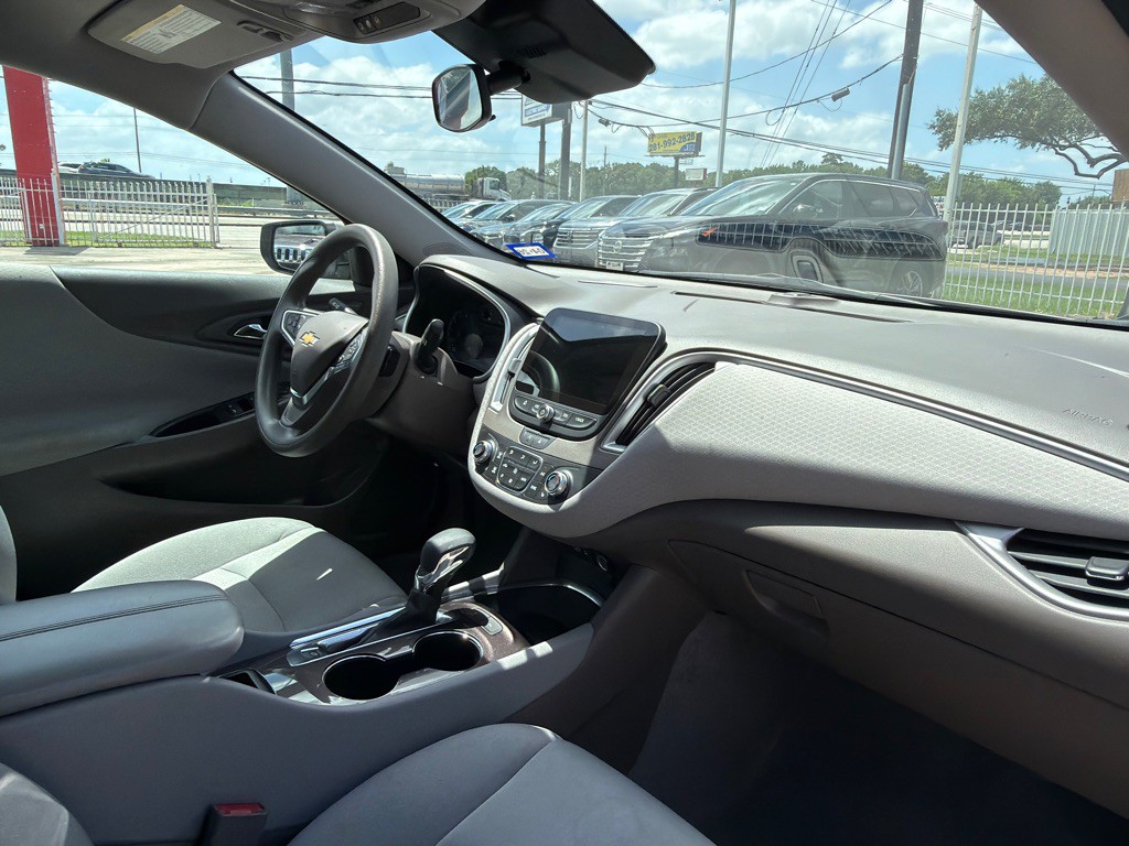 2024 Chevrolet Malibu Image 22