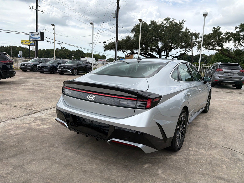 2024 Hyundai Sonata Image 7