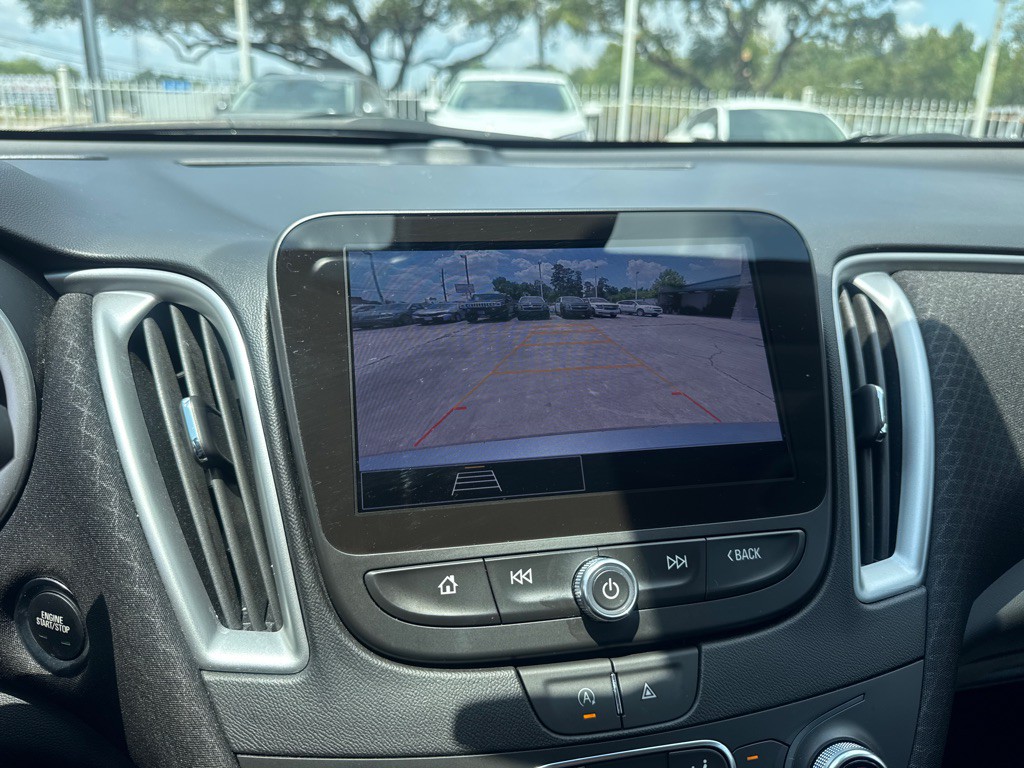2024 Chevrolet Malibu Image 32