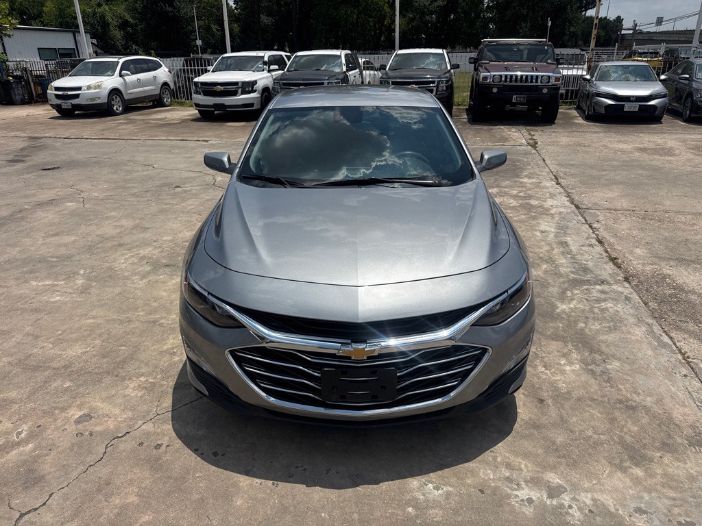 2024 Chevrolet Malibu Image 3