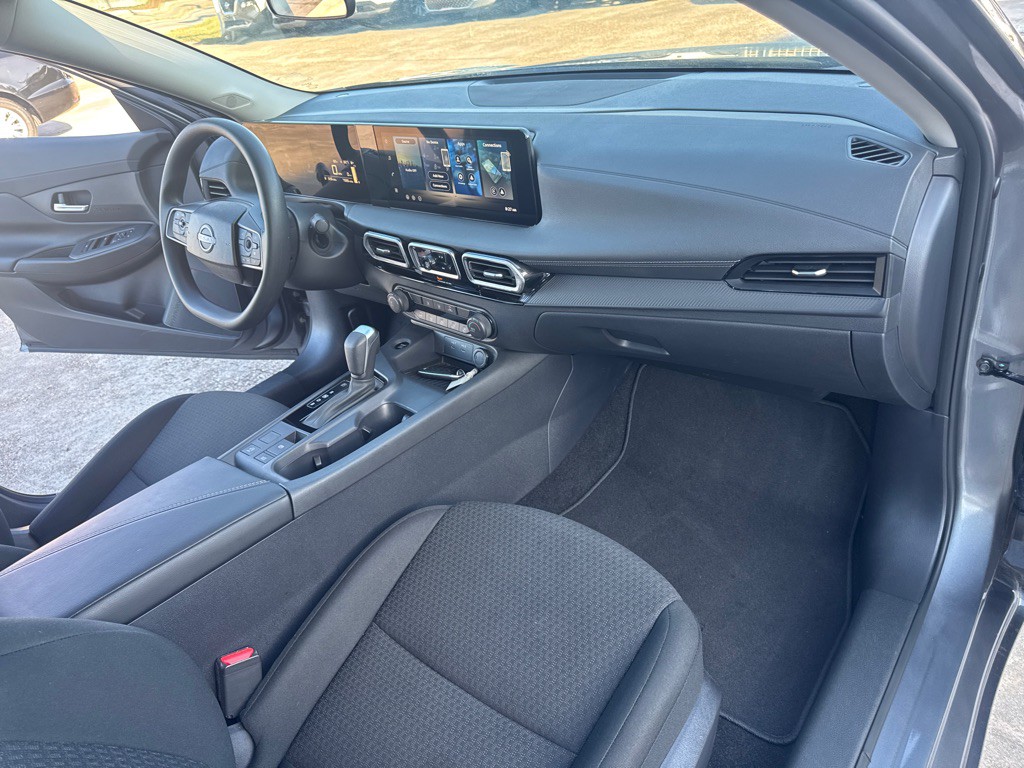 2026 Nissan Sentra Image 25