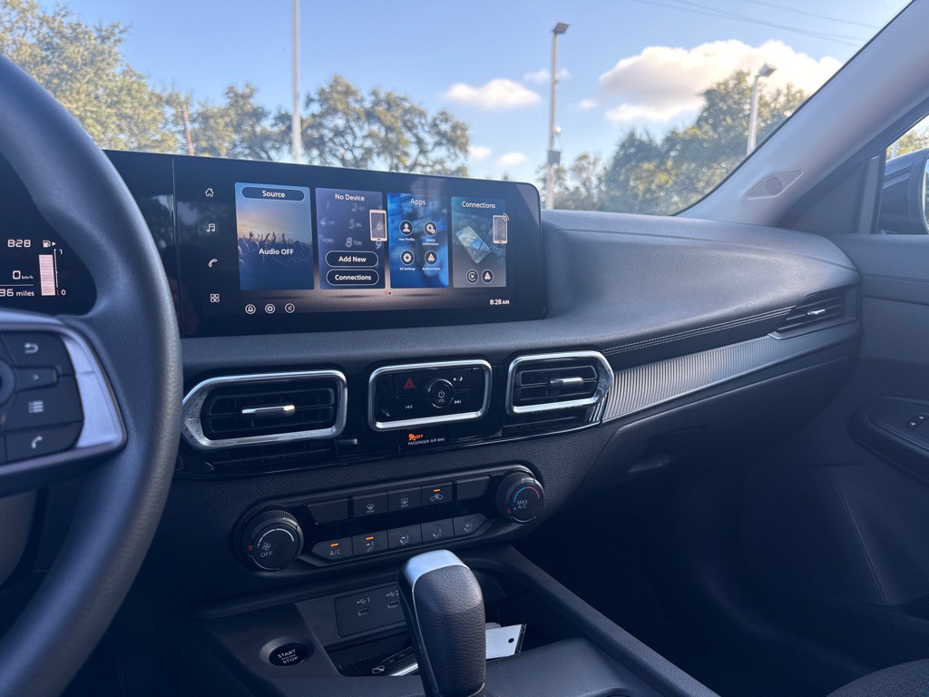 2026 Nissan Sentra Image 32